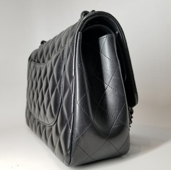 Limited CHANEL Jumbo Double Flap So Black Bag - Picture 6 of 16